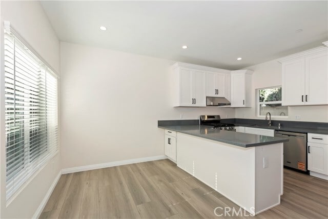 Building Photo - 3657 Mountain View Ave