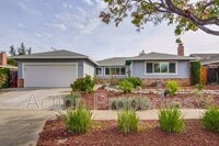 Building Photo - 1650 Goldfinch Way