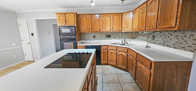 Building Photo - 4299 Gin Wade Cove