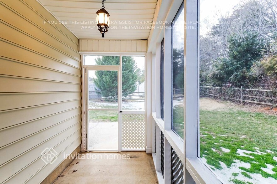 Building Photo - 8639 Mineral Ridge Way