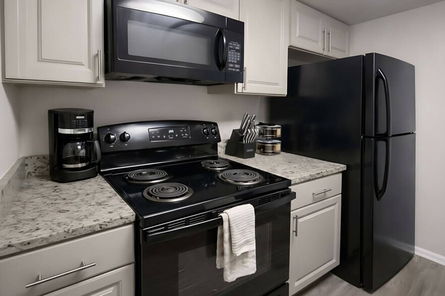 Building Photo - 3013 Northridge Dr