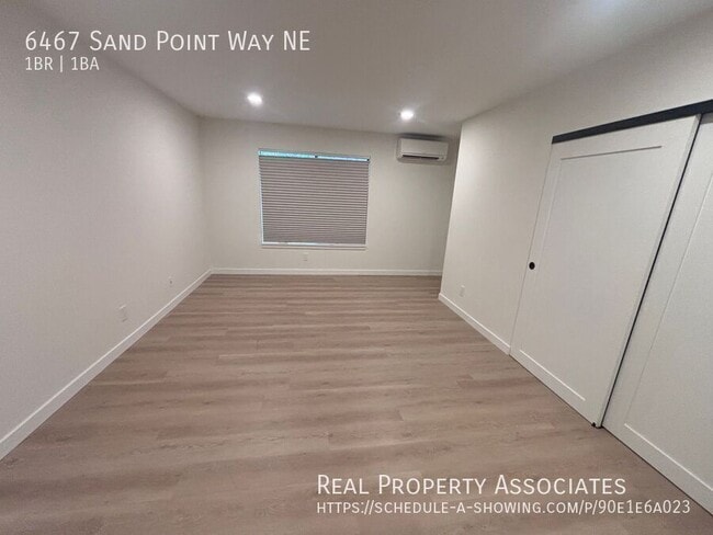 Building Photo - 6467 Sand Point Way NE