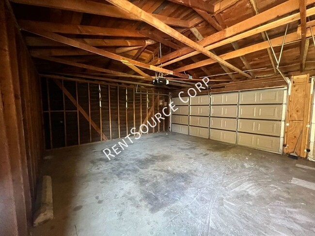 Building Photo - 1 Bedroom Single Story Condo for Rent in P...