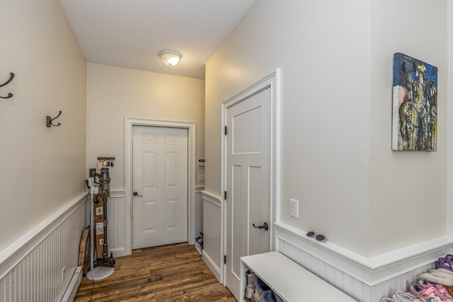 Building Photo - 9 Washington Ave