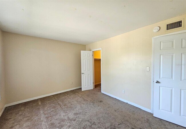 Building Photo - 7602 W Powhatan Ave
