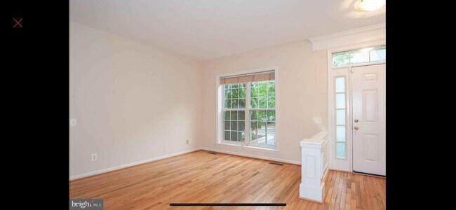 Building Photo - 5448 Summer Leaf Ln