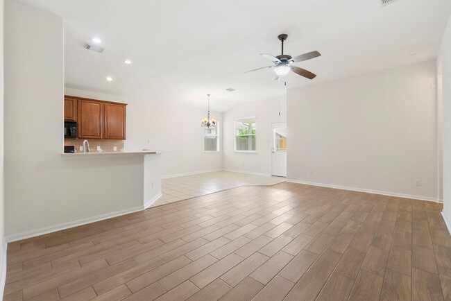 Building Photo - 31719 Cattail Park Ct