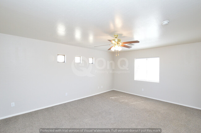 Building Photo - Heather Grove! Phoenix 3 Bedroom/2.5 Bath ...