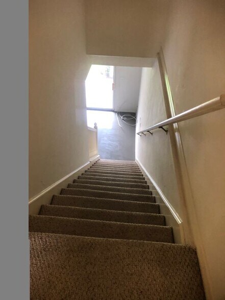 Building Photo - 10035 Tranquility Way