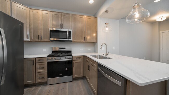 Building Photo - Townhome in Greenways at Sand Creek