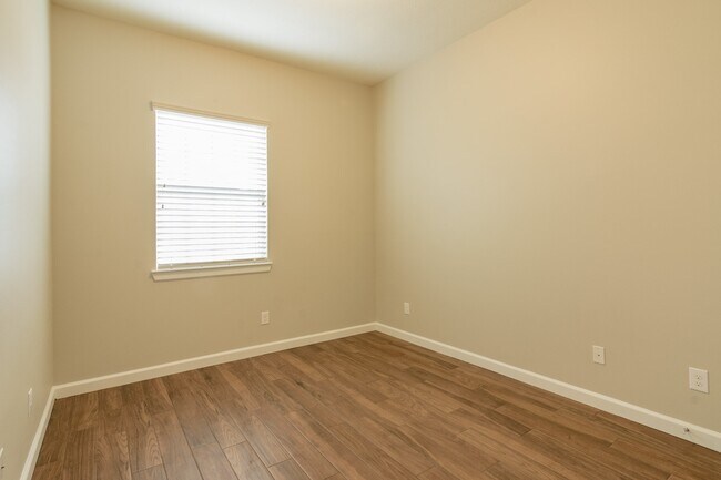 Building Photo - 3407 Sunlight Hill Ln