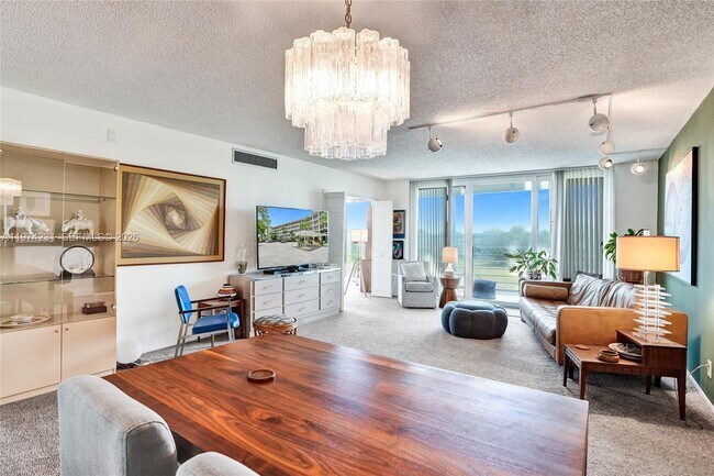 Building Photo - 805 Cypress Blvd