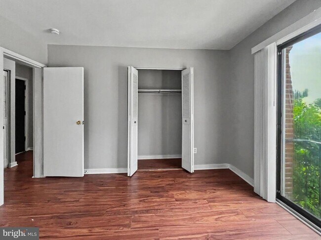 Building Photo - 408 W Lafayette St