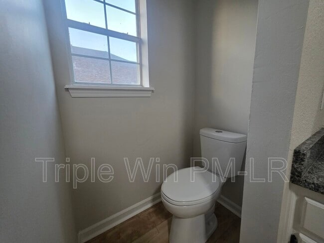 Building Photo - 66 Nevada Ln