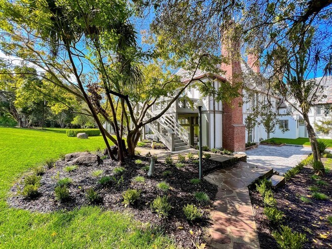 Building Photo - 85 Fagan Dr