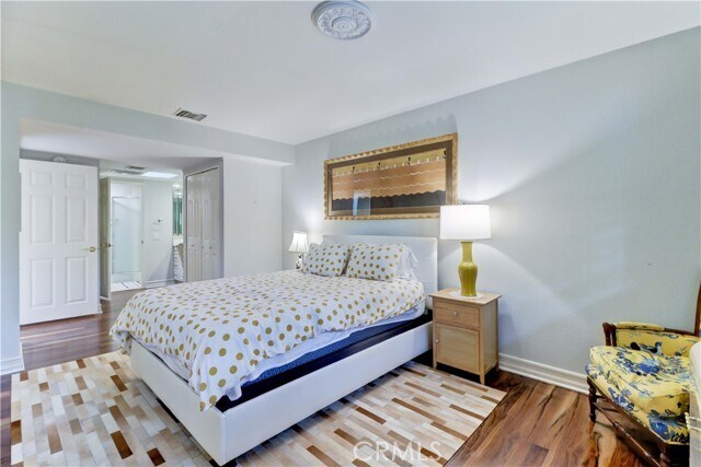 Building Photo - 881 Via Mendoza