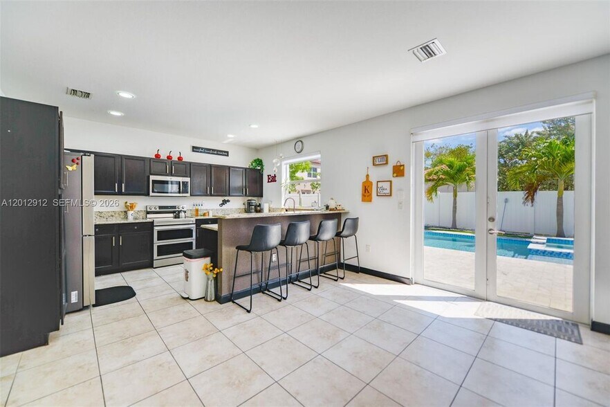 Building Photo - 9101 SW 169th Pl