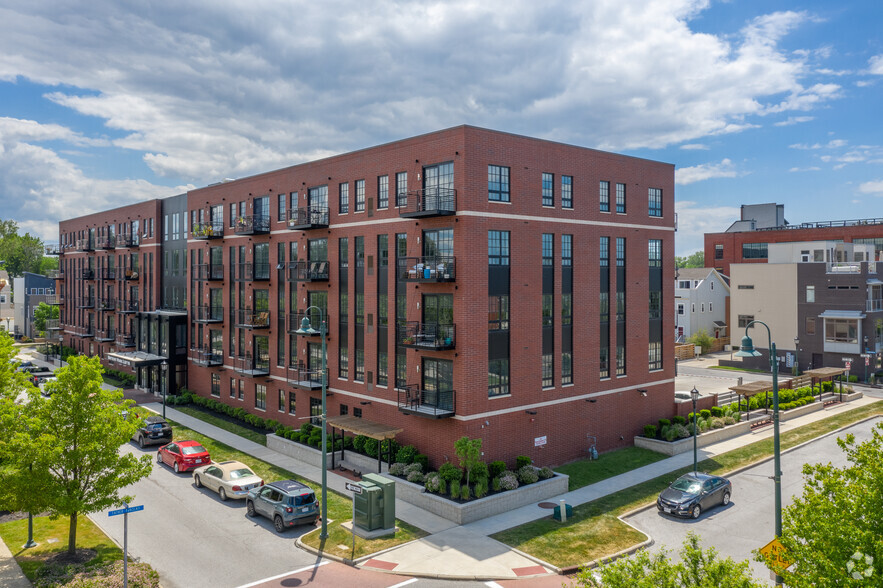 Primary Photo - Battery Park Lofts Apartments