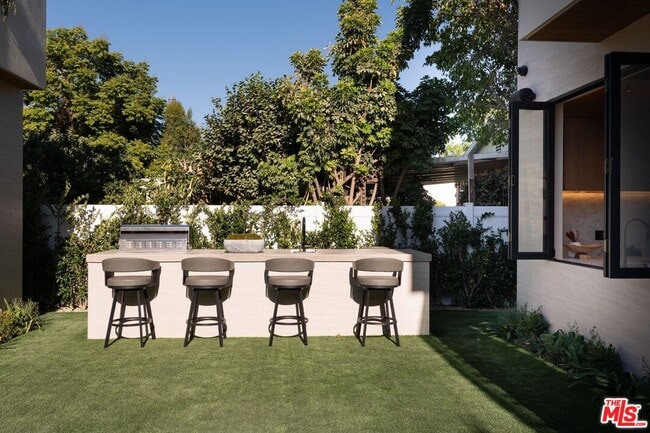 Building Photo - 13229 Hesby St