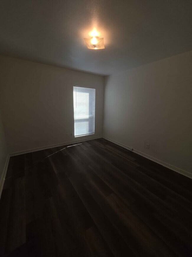 Building Photo - 3612 Bright St