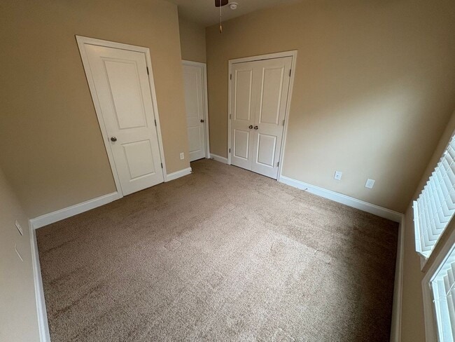 Building Photo - PRE-LEASING FOR AUGUST 6TH, 2026!