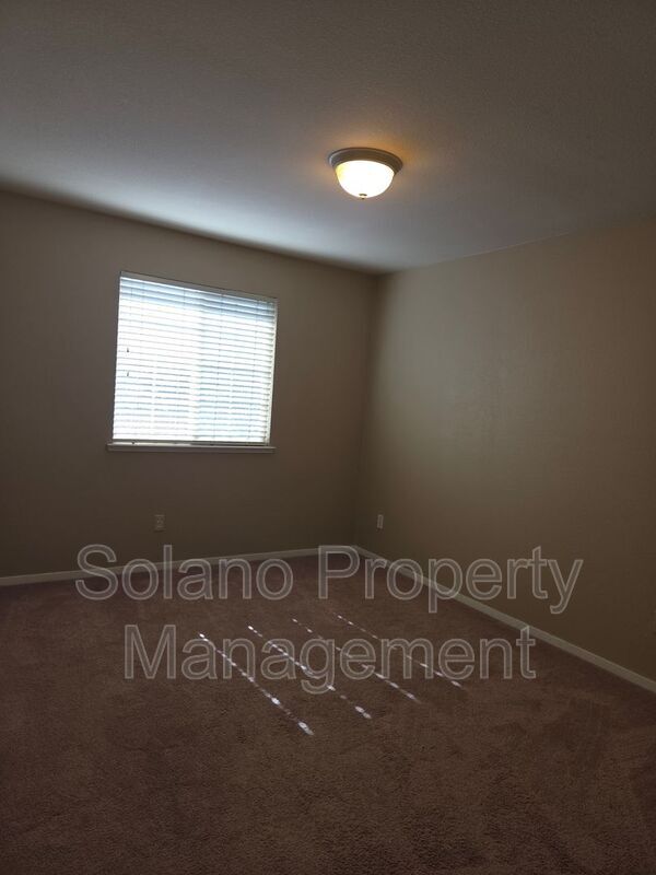 Building Photo - 3124 Puffin Cir