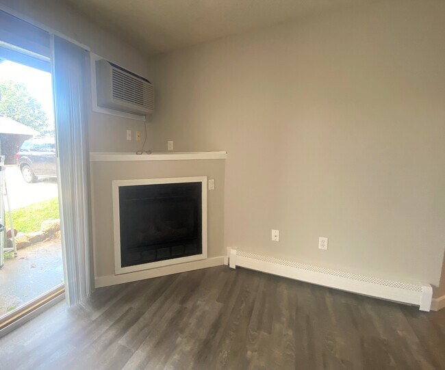 Building Photo - 958 Boston Way