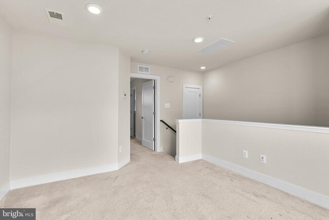 Building Photo - 10413 Fernwood Rd