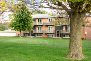 Birchcrest - Oak Creek Apartments