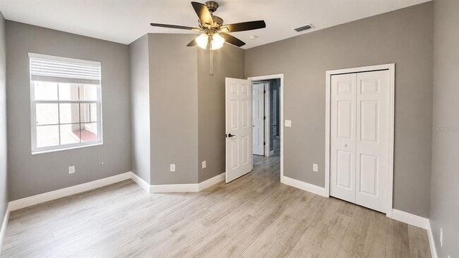 Building Photo - 3696 Parkridge Cir