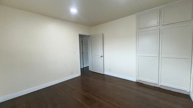 Building Photo - 8154 Potter Ave