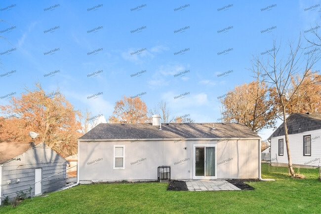 Building Photo - 11316 Herrick Ave