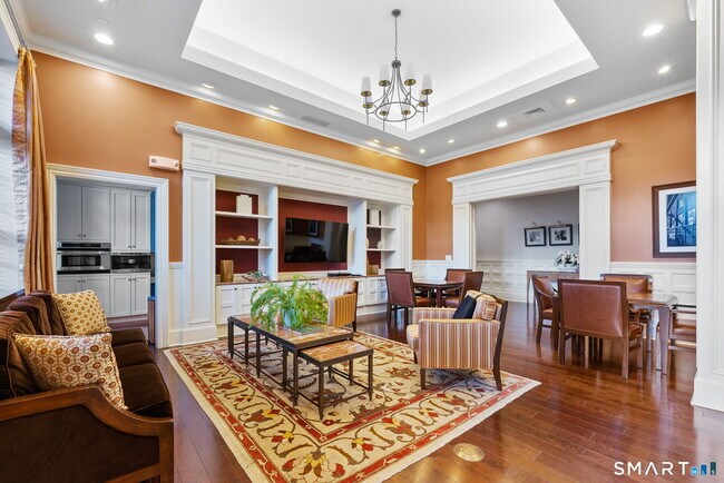 Building Photo - 85 Memorial Rd