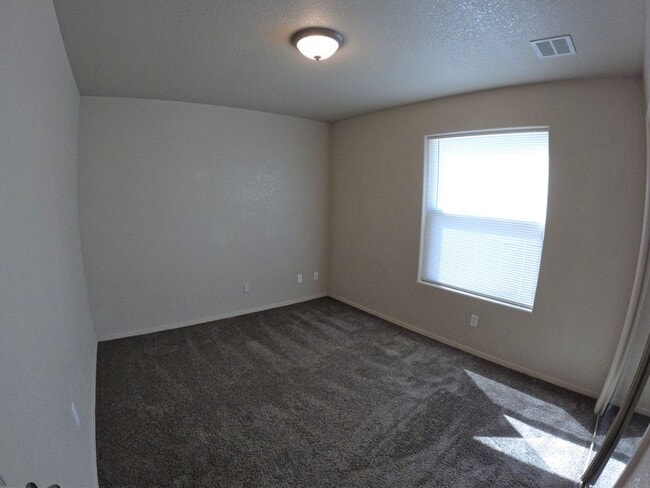 Building Photo - 4113 Cll De Luna