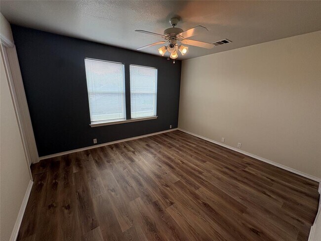 Building Photo - 215 Michaelis Rd