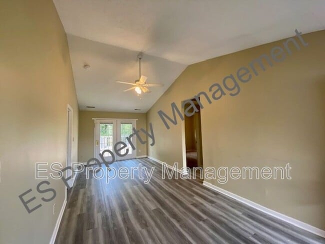 Building Photo - 4936 W Troy Ave