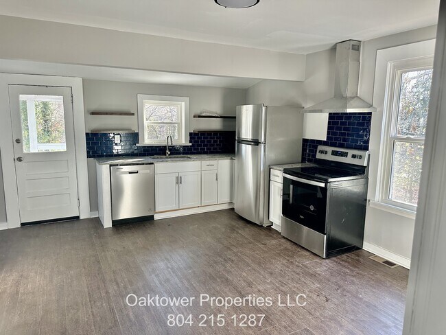 Building Photo - 801 Koch Ave