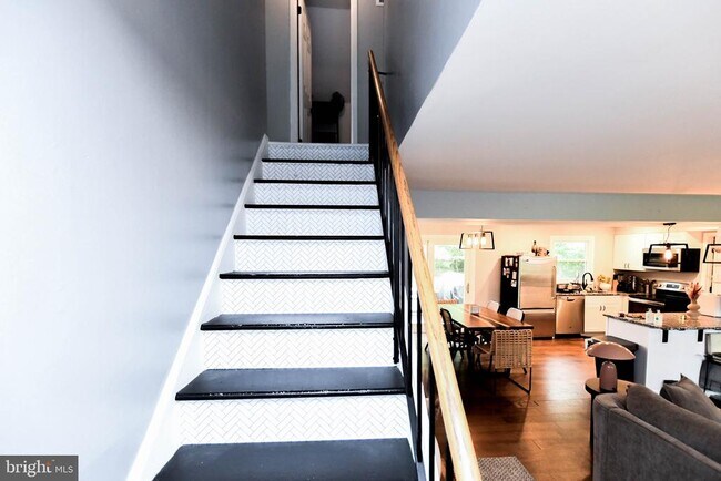 Building Photo - 4105 Yardley Ct