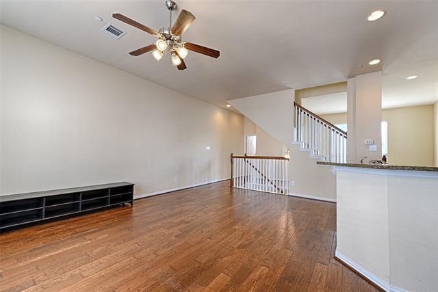 Building Photo - 2326 Stutz Dr