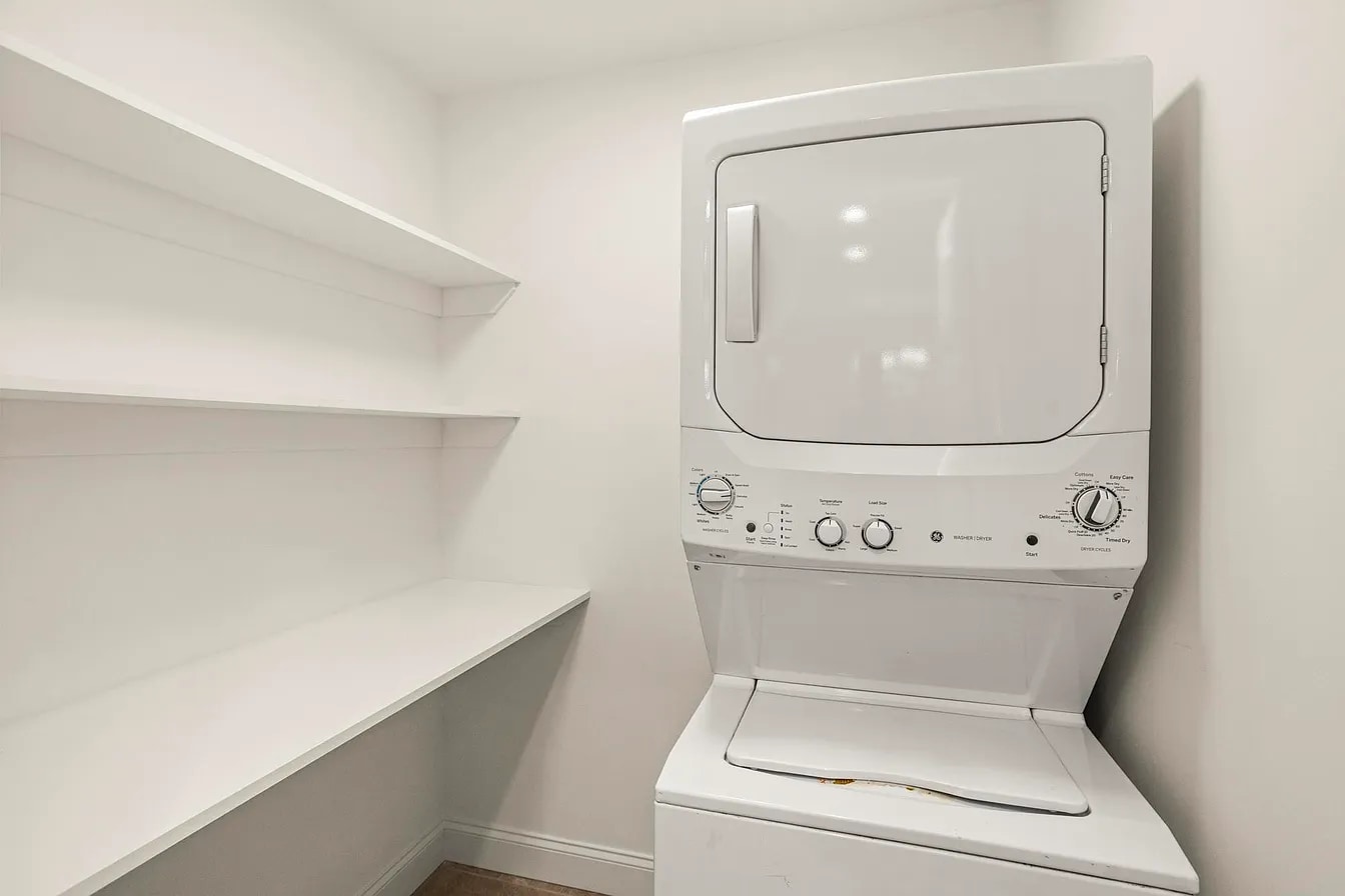 Building Photo - 100 Sadler Ct