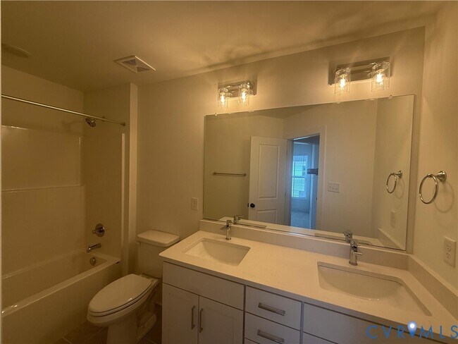 Building Photo - 15374 Oasis Sun Wy