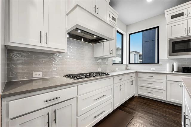 Building Photo - 804 War Admiral Dr