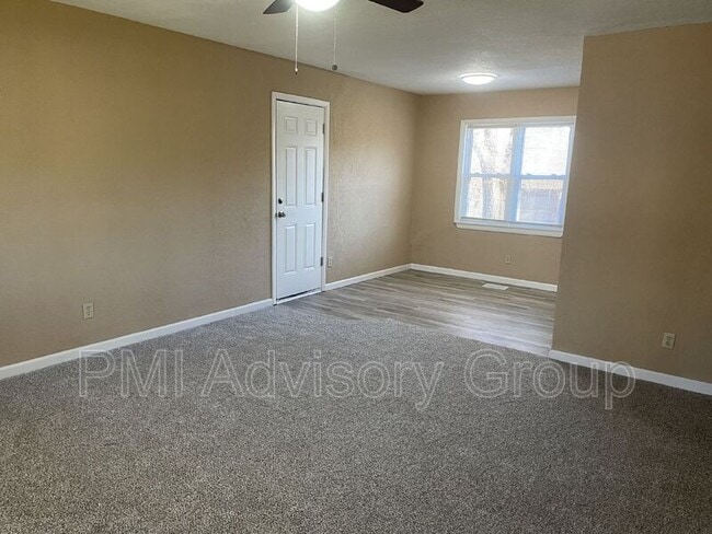 Building Photo - 3510 SW Clare Ave