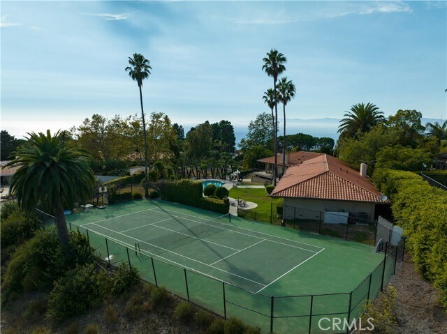 Building Photo - 984 La Cresta Pl