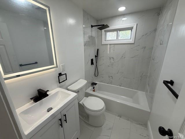 Building Photo - 336 Oceanside Pkwy