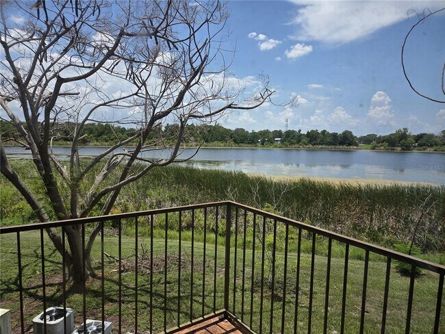Building Photo - 4326 Aqua Vista Dr