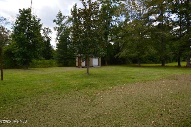 Building Photo - 1527 Catherine Lake Rd