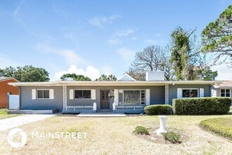 Building Photo - 2124 Almeria Way S