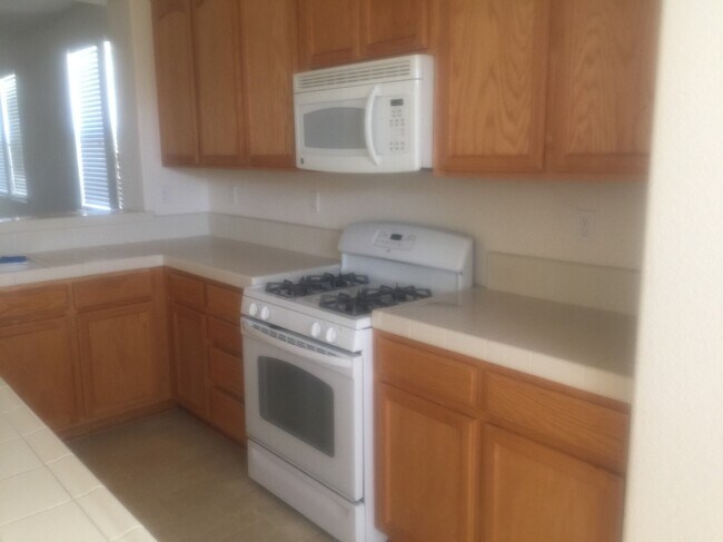 Building Photo - 3962 Blackberry Ave