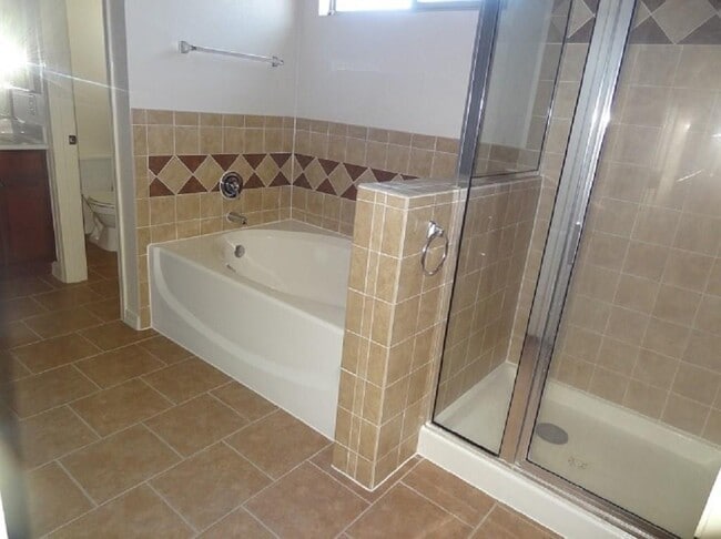 Building Photo - 14451 Coyote Trail Dr